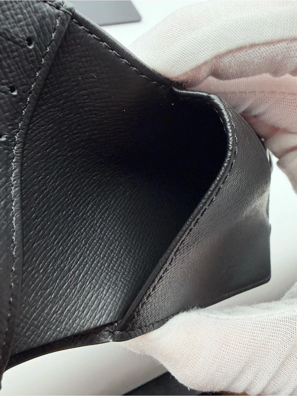 Louis Vuitton Damier Bi Fold Wallet